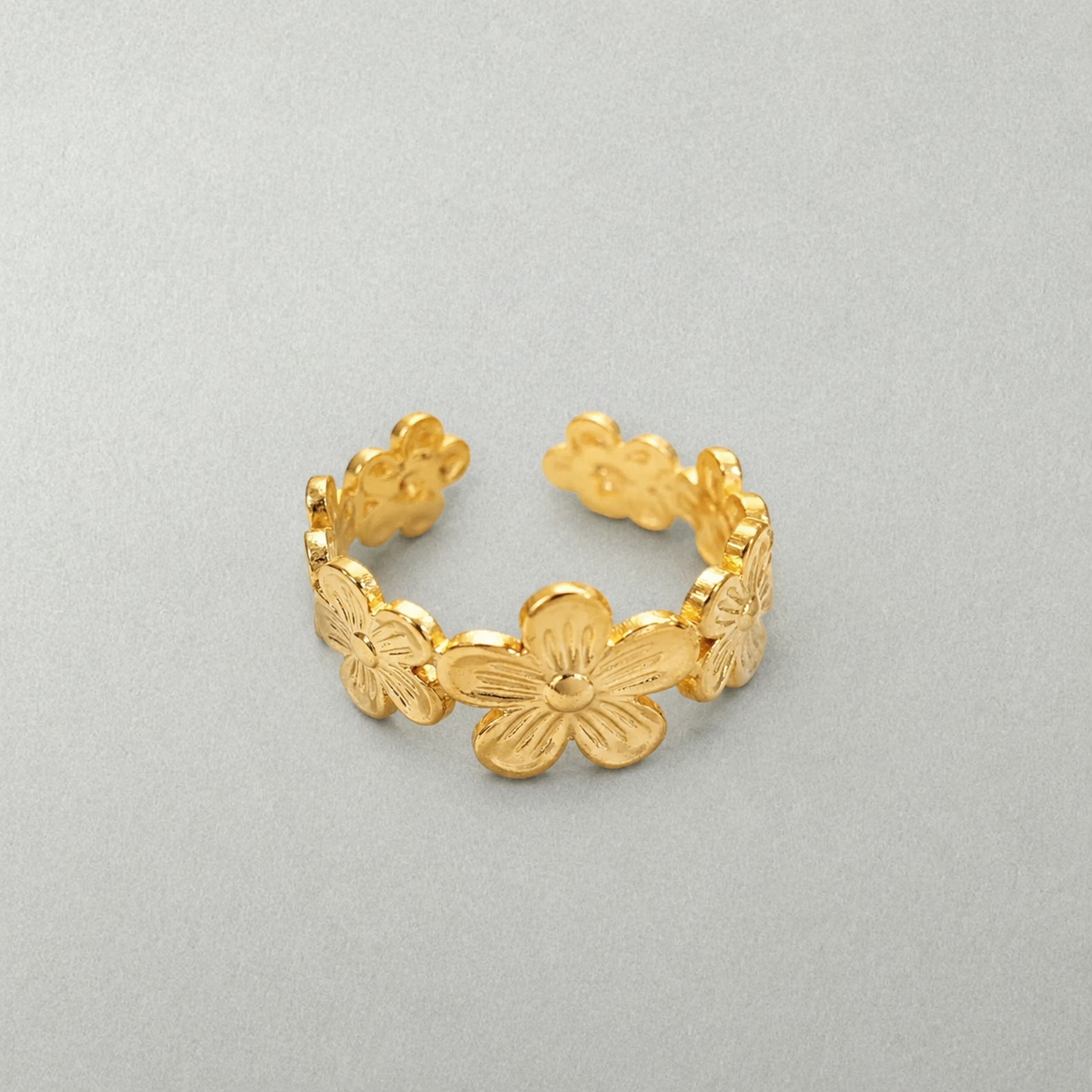 Nyla ring